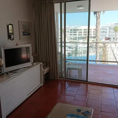 Marina - Exclusive With A Balcony * Λάγος